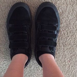 velcro vans all black